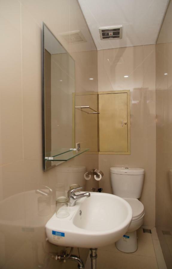 Residence T63 By Shm Jakarta Eksteriør billede