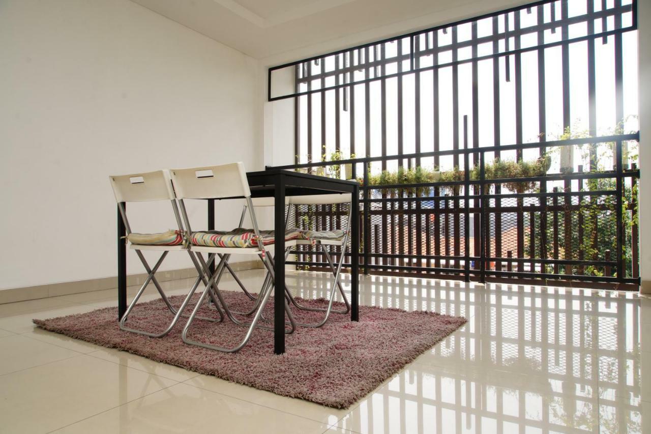 Residence T63 By Shm Jakarta Eksteriør billede